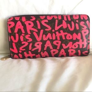 Louis Vuitton Graffiti Zippy Long Wallet